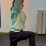 トレーニング前エクササイズ！背中の筋肉や肩を動かして姿勢面を良くしていきます