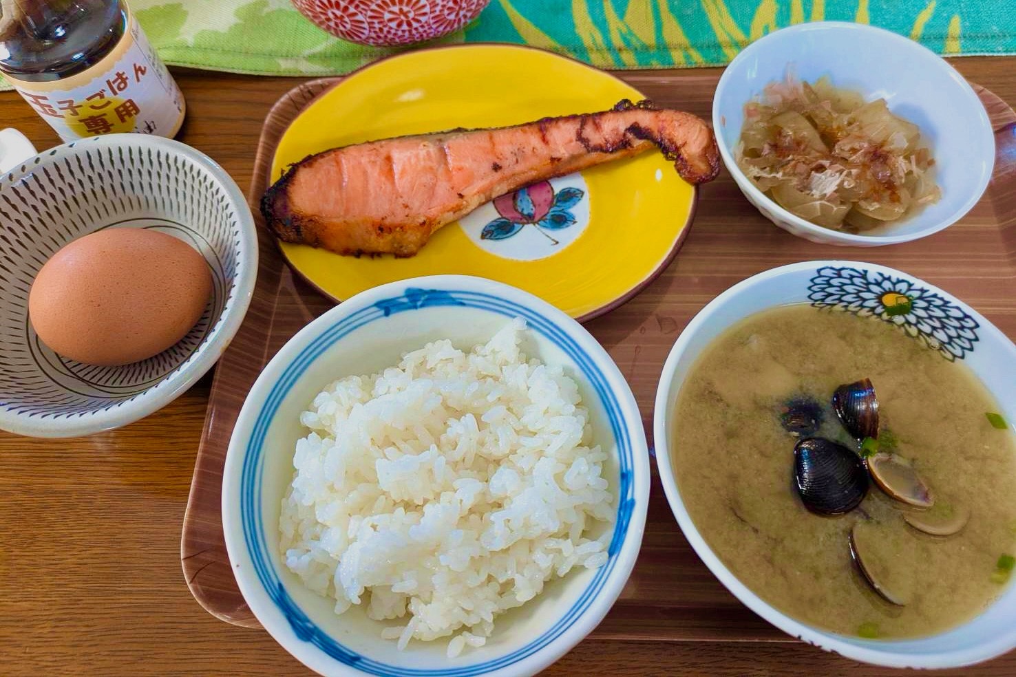 朝から一汁三菜で栄養バランス良い、お客様の素晴らしい朝ご飯メニュー