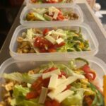 もりおトレーナーの食事紹介！タコライスをつくってみました