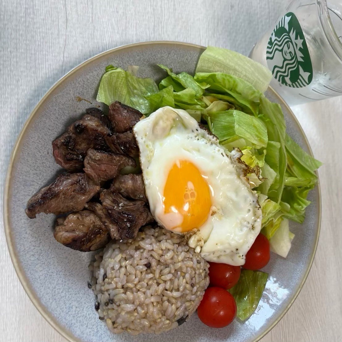 牛肉と卵で良質なたんぱく質を補給