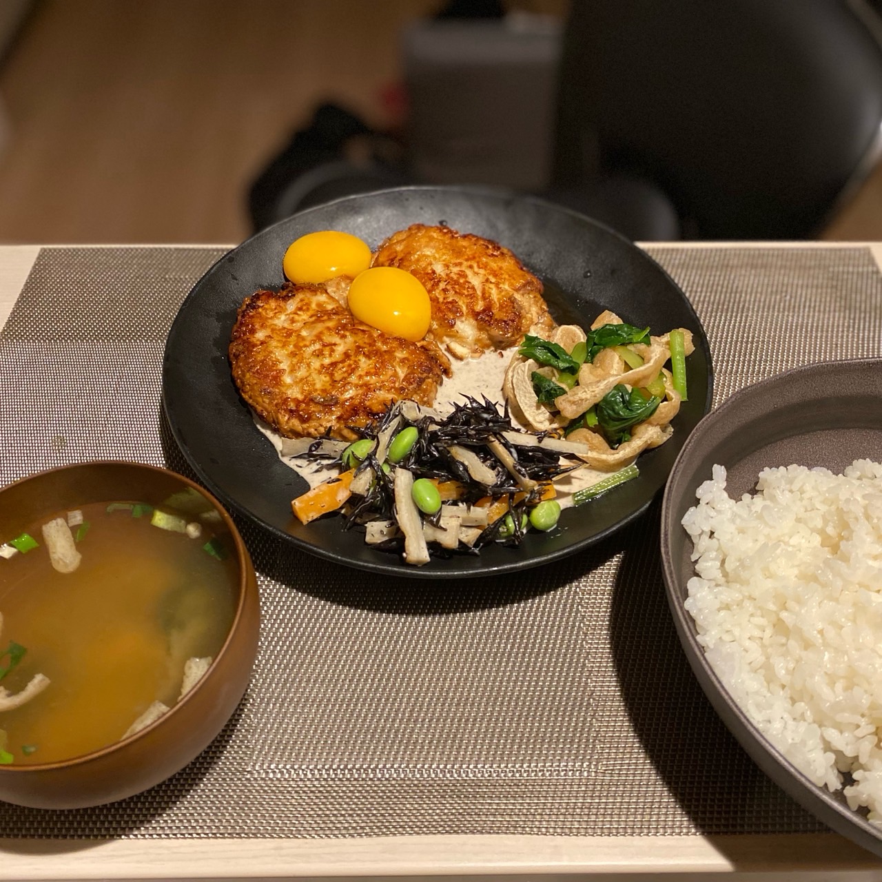 もりおトレーナーの手作り豆腐ハンバーグ