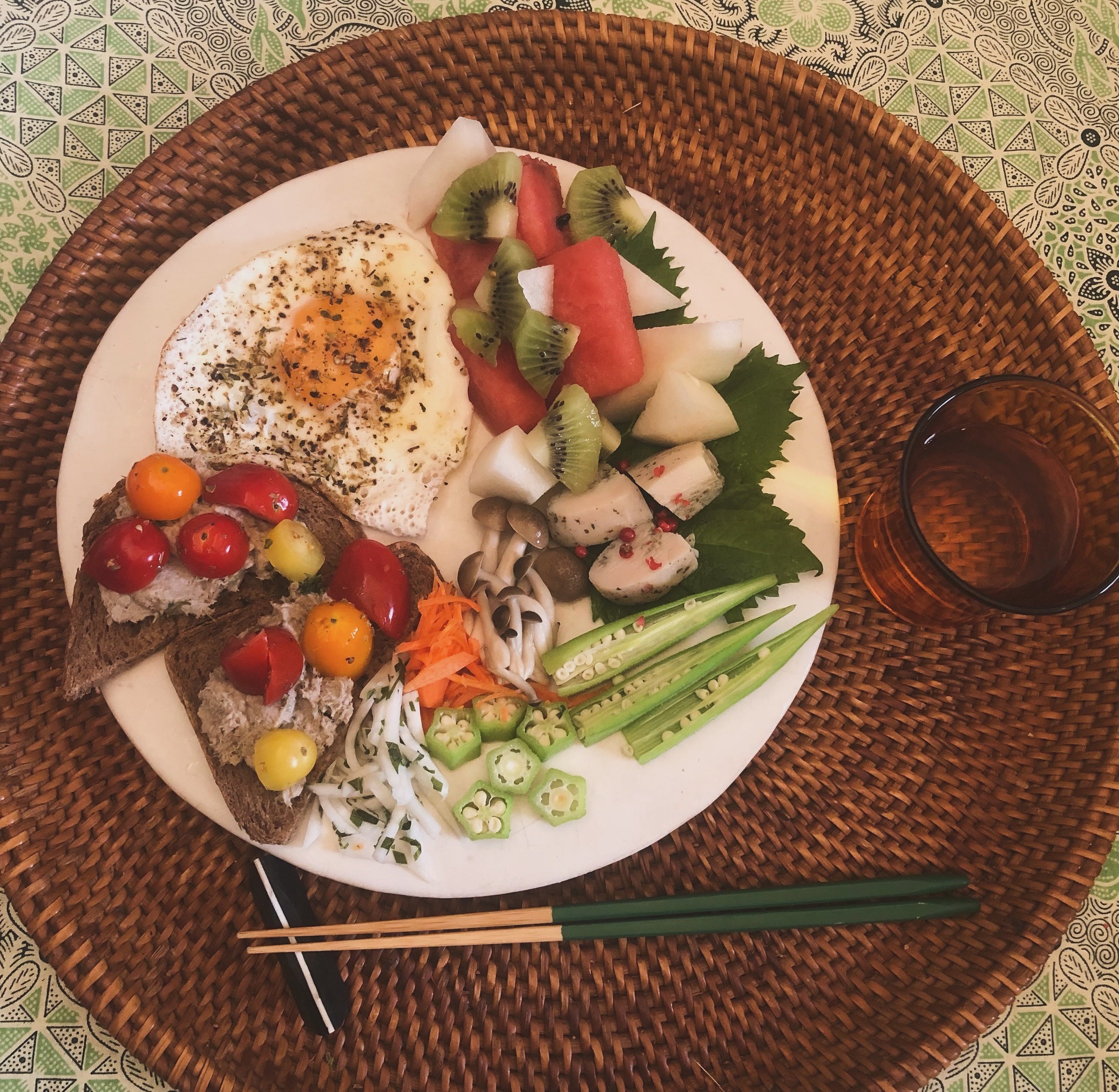 卵と野菜類でバランスよくたんぱく質を意識した食事例