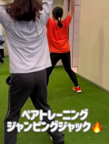 短時間で燃焼効果の高い「ジャンピングジャック」