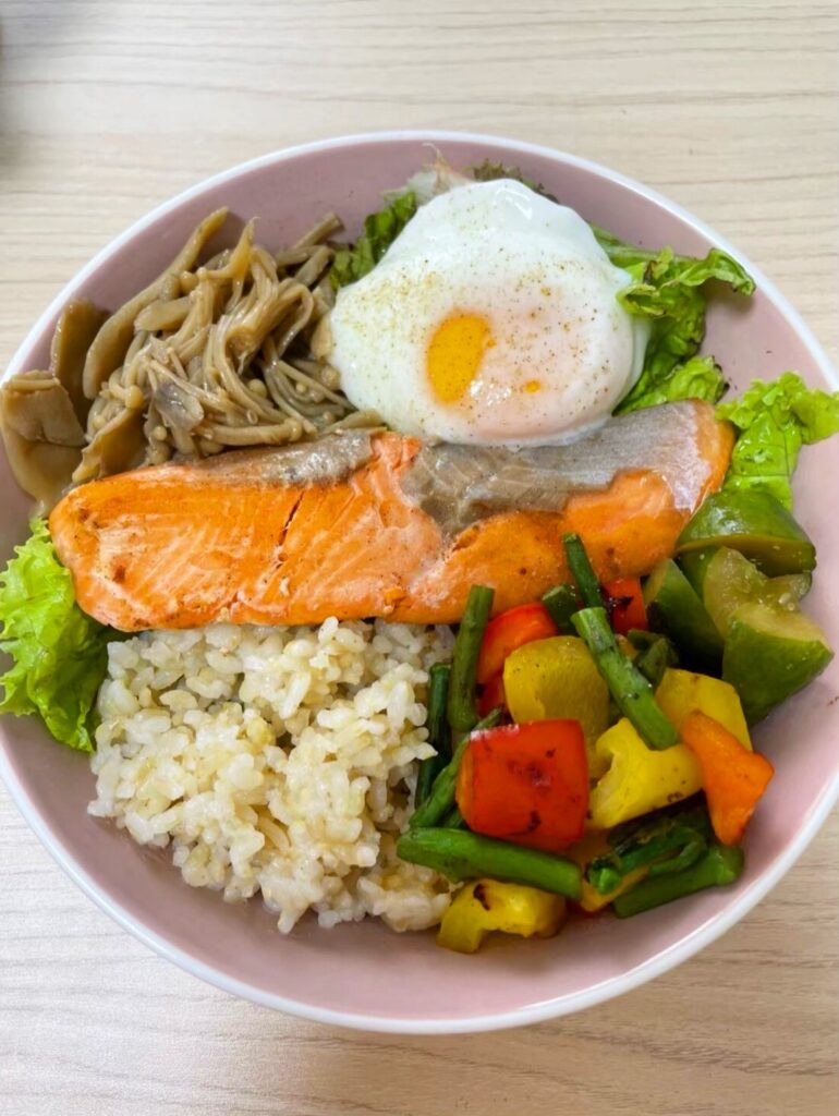 ダイエットに励むお客様の素晴らしいお食事例