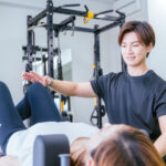 デスクワークの座り方講座/千早ピラティス