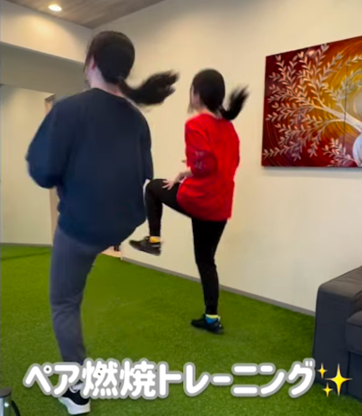 友人と楽しくできる脂肪燃焼ペアワークアウト/大濠公園パーソナルジム
